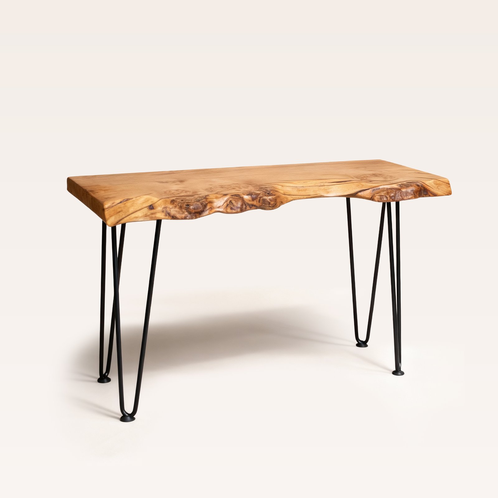 Red cedar live edge side/coffee table (1)