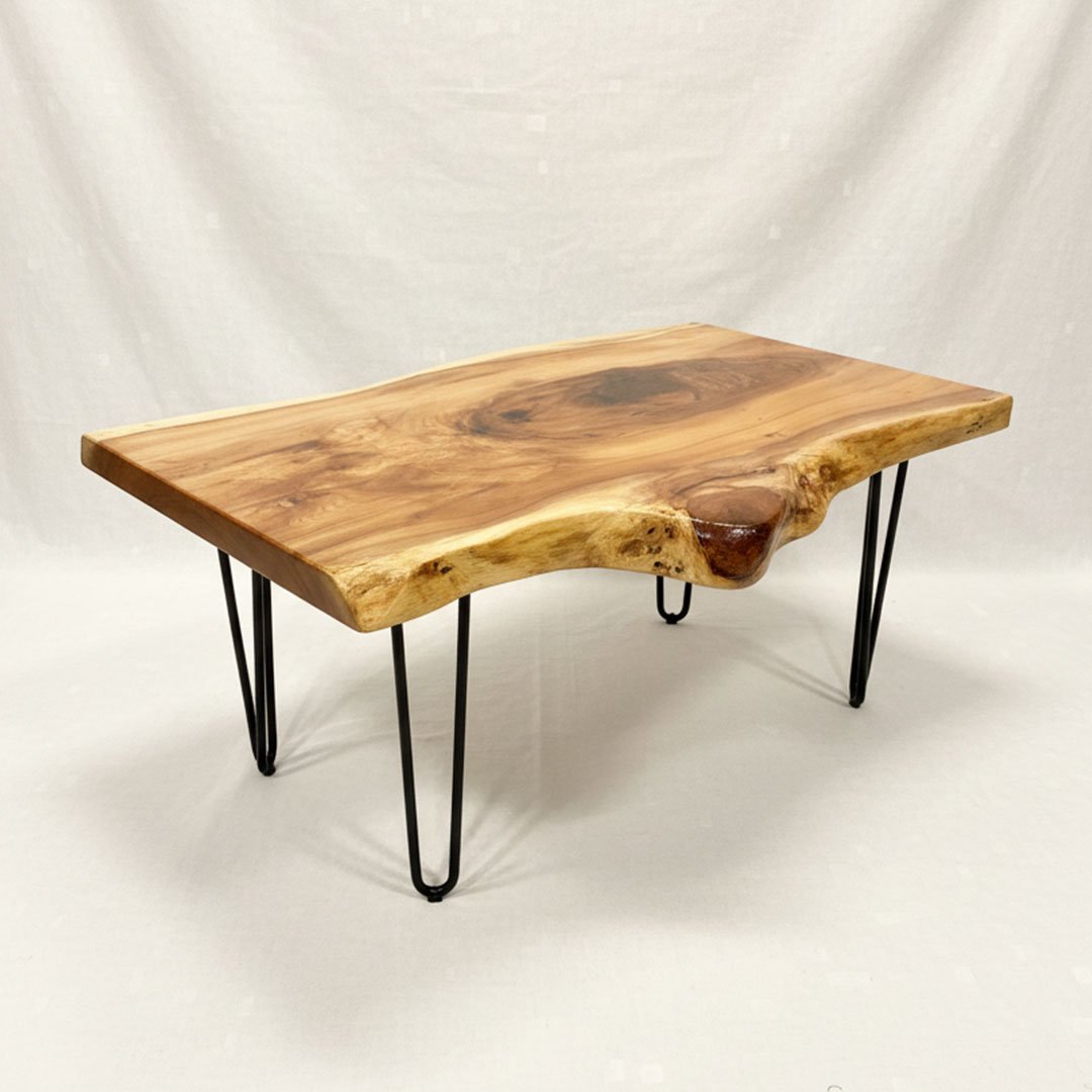Red cedar live edge side/coffee table (1)