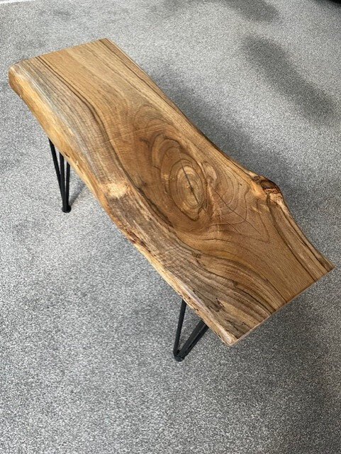 Walnut Live Edge Wood side/coffee table (5) - Image 3