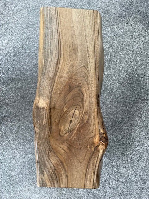 Walnut Live Edge Wood side/coffee table (5) - Image 4